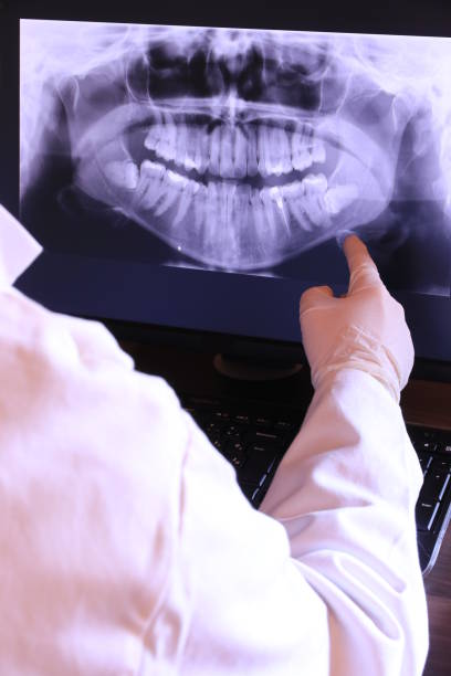 Best Cracked Tooth Emergency Dentist  in Marysville, MI